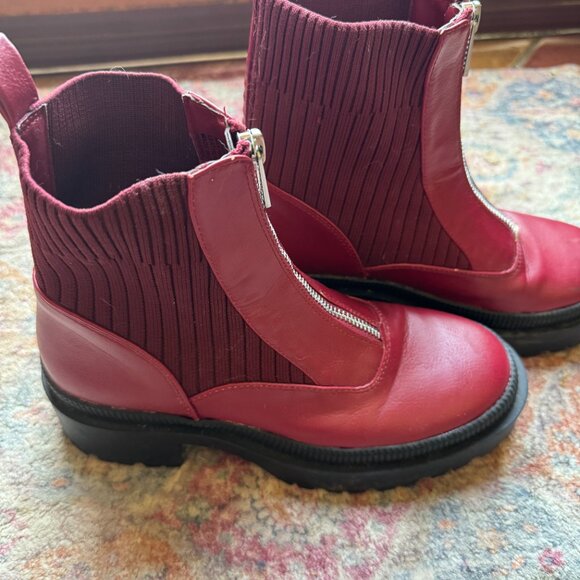 🔥 BCBG Generation Red Zip Combat Boots – Size 7M / 37.5 (NWOT) - Picture 4 of 8